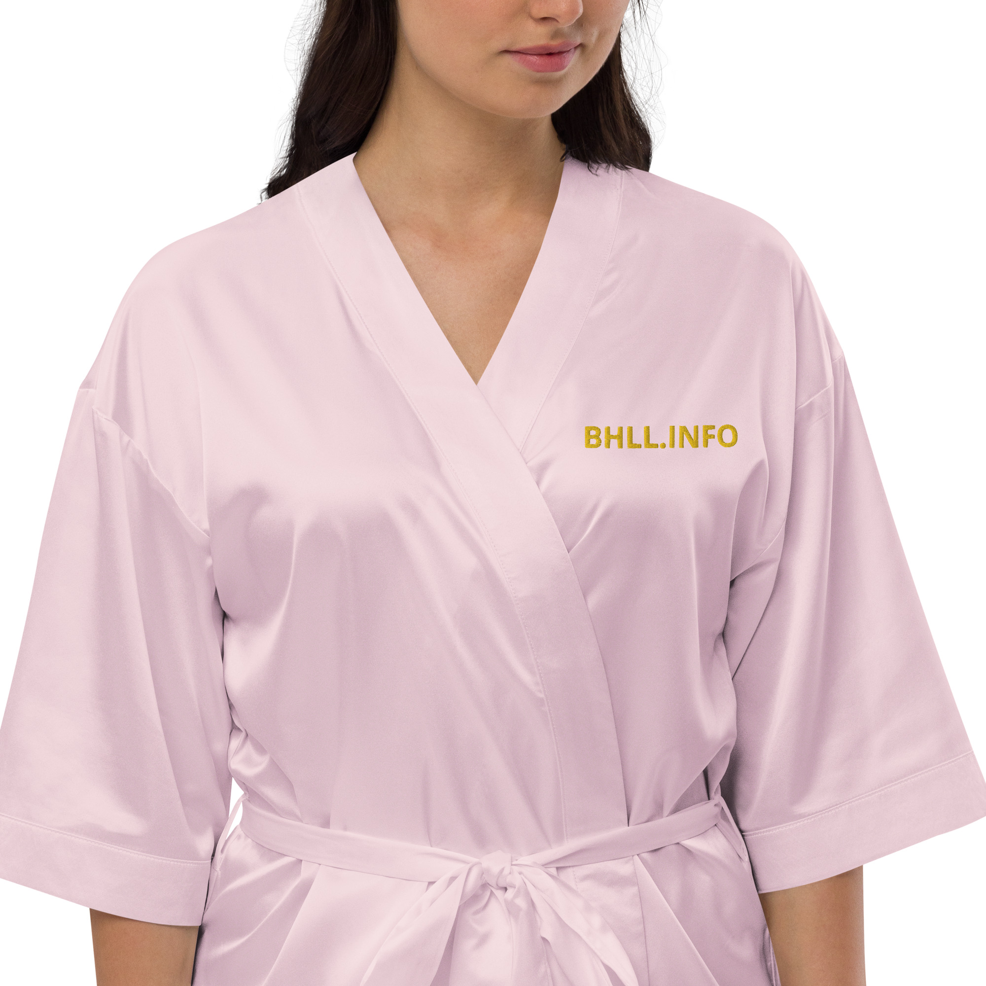 satin-robe-light-pink-zoomed-in-63bd5ec5743fe.jpg